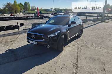 Позашляховик / Кросовер Infiniti QX70 2016 в Києві