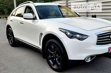 Infiniti QX70 2016