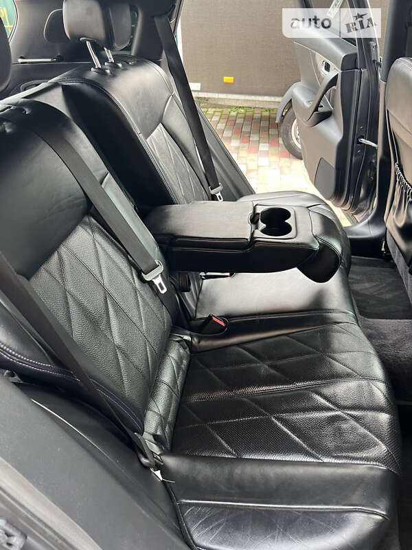 Позашляховик / Кросовер Infiniti QX70 2016 в Вишневому