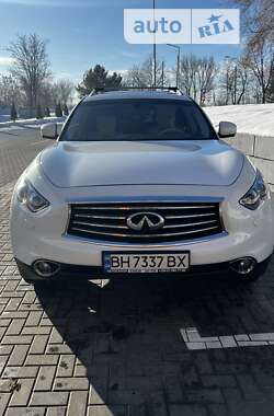 Внедорожник / Кроссовер Infiniti QX70 2013 в Одессе