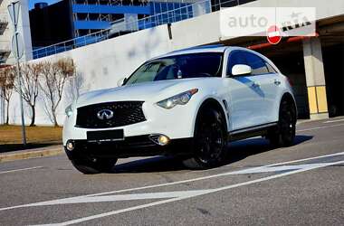 Infiniti QX70 2016