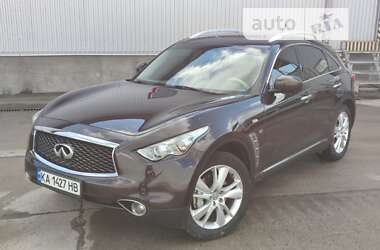 Infiniti QX70 2013