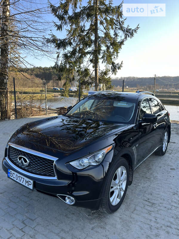 Внедорожник / Кроссовер Infiniti QX70 2015 в Львове