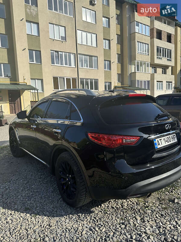 Внедорожник / Кроссовер Infiniti QX70 2015 в Ивано-Франковске