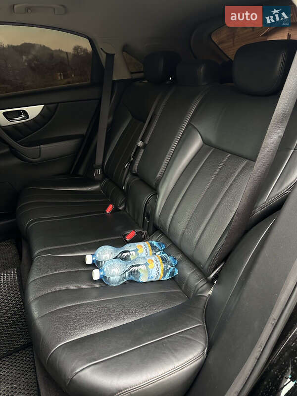 Внедорожник / Кроссовер Infiniti QX70 2015 в Ивано-Франковске