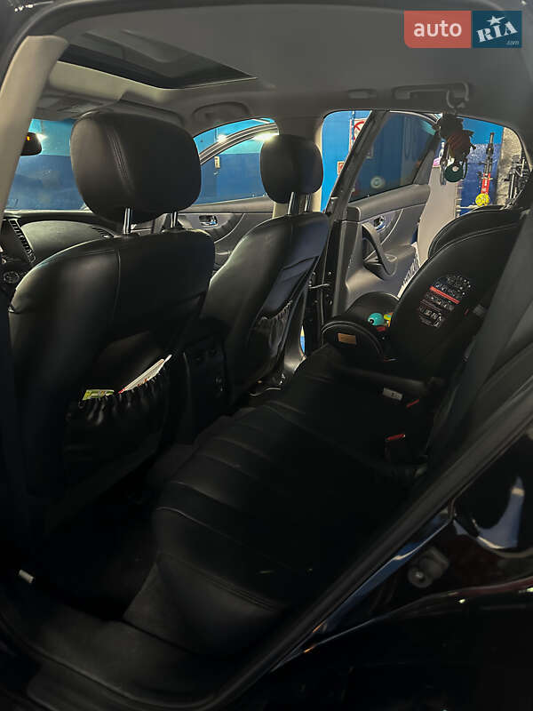 Внедорожник / Кроссовер Infiniti QX70 2017 в Одессе