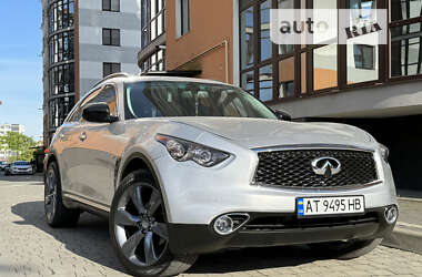 Позашляховик / Кросовер Infiniti QX70 2013 в Івано-Франківську