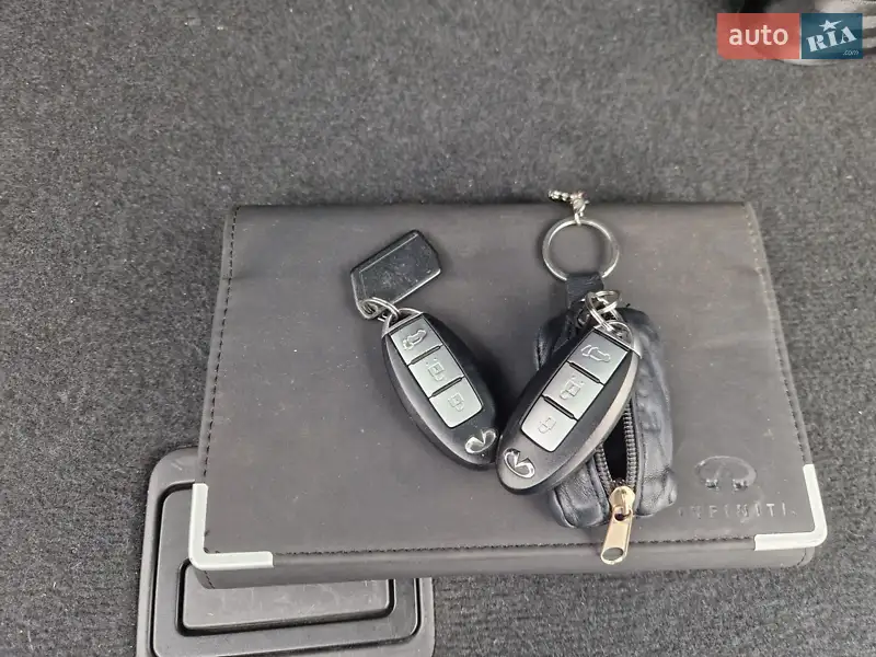 Позашляховик / Кросовер Infiniti QX70 2016 в Києві документ