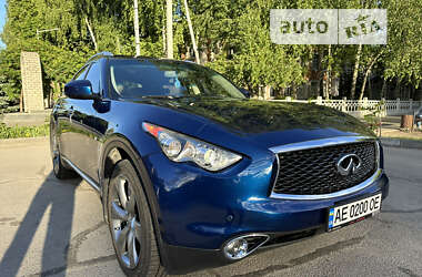 Внедорожник / Кроссовер Infiniti QX70 2014 в Днепре