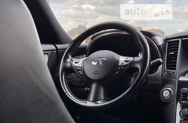 Внедорожник / Кроссовер Infiniti QX70 2014 в Коломые