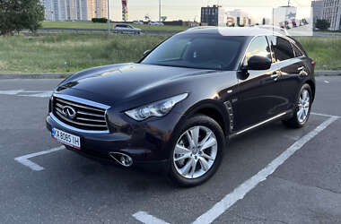 Позашляховик / Кросовер Infiniti QX70 2014 в Києві