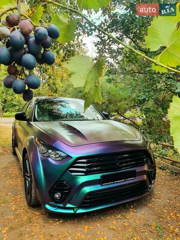 Внедорожник / Кроссовер Infiniti QX70 2015 в Запорожье