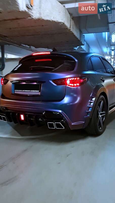 Внедорожник / Кроссовер Infiniti QX70 2015 в Запорожье