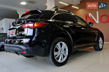 Позашляховик / Кросовер Infiniti QX70 2014 в Одесі