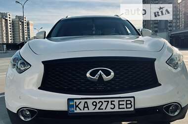 Внедорожник / Кроссовер Infiniti QX70 2015 в Киеве