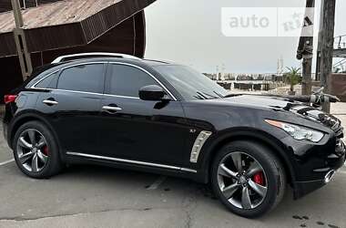 Внедорожник / Кроссовер Infiniti QX70 2015 в Одессе