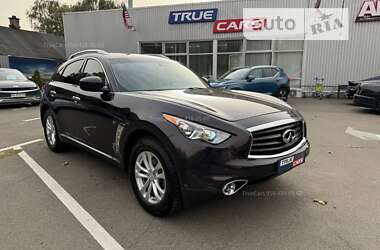 Позашляховик / Кросовер Infiniti QX70 2013 в Києві