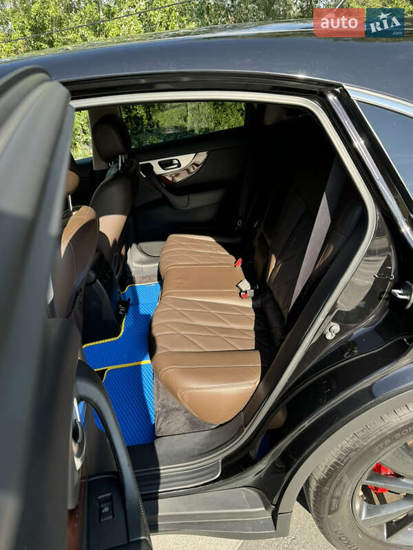 Позашляховик / Кросовер Infiniti QX70 2013 в Дніпрі