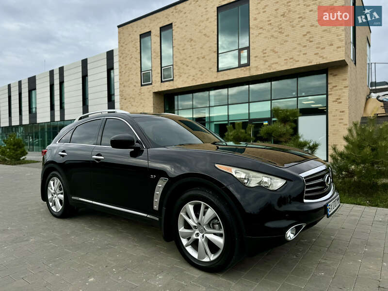 Внедорожник / Кроссовер Infiniti QX70 2016 в Хмельницком
