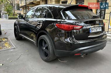 Внедорожник / Кроссовер Infiniti QX70 2016 в Одессе