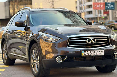 Infiniti QX70 2014