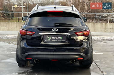 Внедорожник / Кроссовер Infiniti QX70 2014 в Киеве