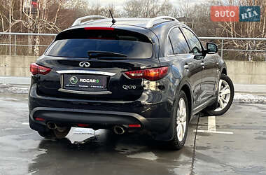 Внедорожник / Кроссовер Infiniti QX70 2014 в Киеве