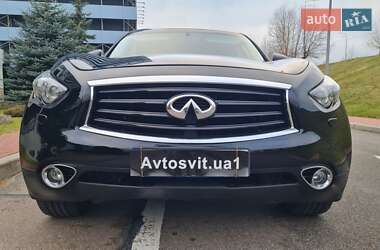 Infiniti QX70 2013