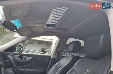 Седан Infiniti QX70 2013 в Києві