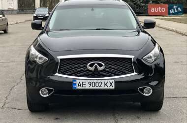 Внедорожник / Кроссовер Infiniti QX70 2013 в Петрове