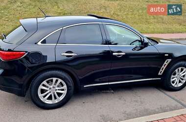 Позашляховик / Кросовер Infiniti QX70 2013 в Києві