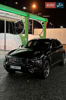 Infiniti QX70 2014