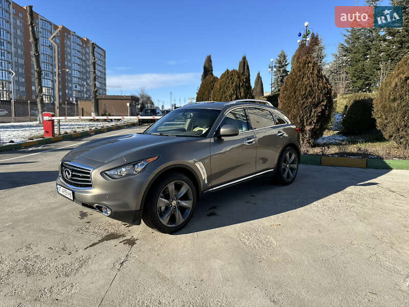 Внедорожник / Кроссовер Infiniti QX70 2014 в Ивано-Франковске