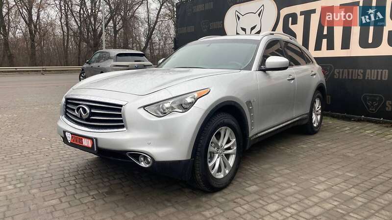 Внедорожник / Кроссовер Infiniti QX70 2014 в Виннице
