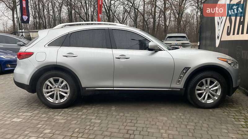 Внедорожник / Кроссовер Infiniti QX70 2014 в Виннице