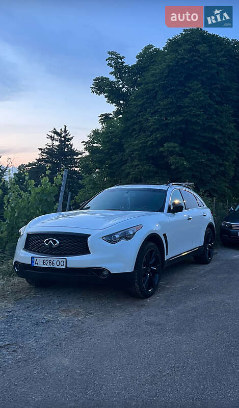 Infiniti QX70 2017
