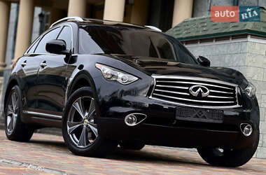 Внедорожник / Кроссовер Infiniti QX70 2015 в Одессе