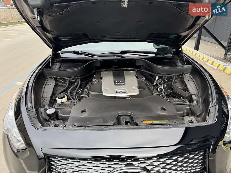 Внедорожник / Кроссовер Infiniti QX70 2017 в Чернигове