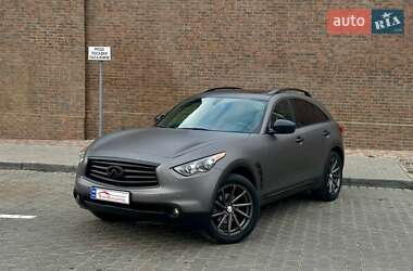 Infiniti QX70 2015