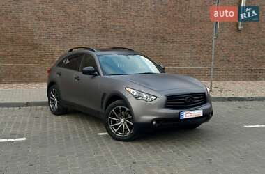 Внедорожник / Кроссовер Infiniti QX70 2015 в Одессе