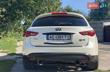 Внедорожник / Кроссовер Infiniti QX70 2016 в 