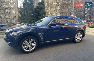 Внедорожник / Кроссовер Infiniti QX70 2014 в Киеве