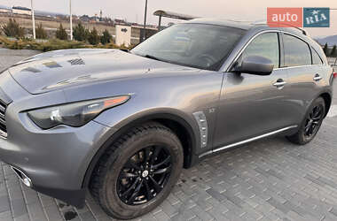 Внедорожник / Кроссовер Infiniti QX70 2015 в Хусте
