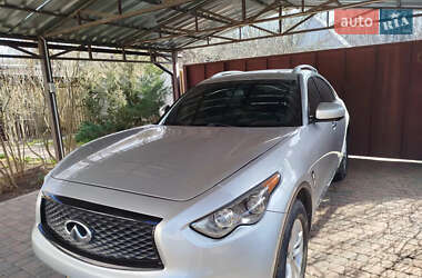 Внедорожник / Кроссовер Infiniti QX70 2017 в Харькове