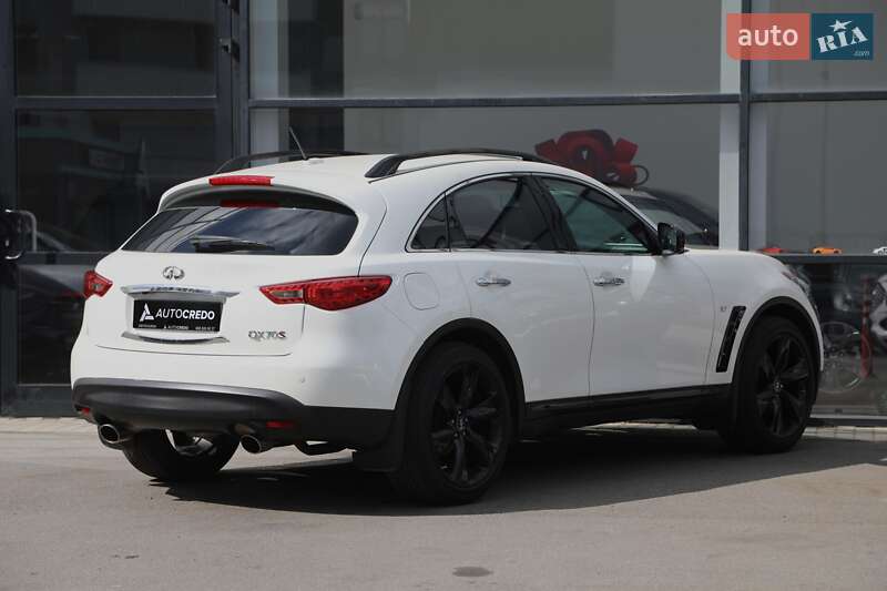 Позашляховик / Кросовер Infiniti QX70 2016 в Харкові