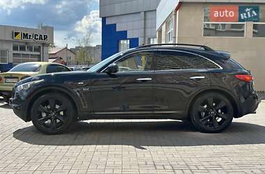 Внедорожник / Кроссовер Infiniti QX70 2015 в 