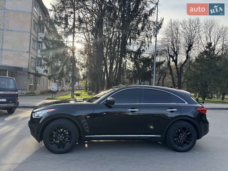 Позашляховик / Кросовер Infiniti QX70 2017 в Вінниці