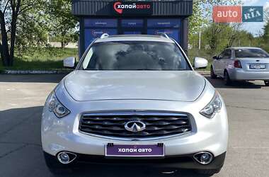 Внедорожник / Кроссовер Infiniti QX70 2015 в 