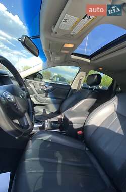 Внедорожник / Кроссовер Infiniti QX70 2015 в 
