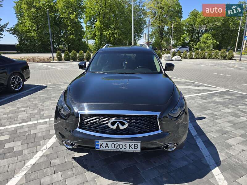 Внедорожник / Кроссовер Infiniti QX70 2014 в Виннице